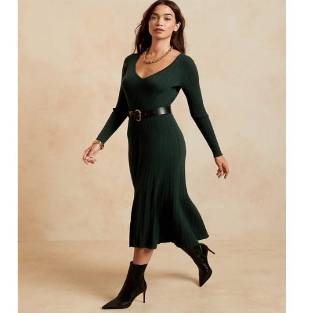 Banana Republic Dress Ribbed V-Neck Sweater Midi Black Holiday Winter Boots - Picture 6 of 14